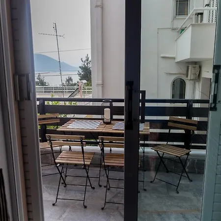Apartament W Nea Artaki